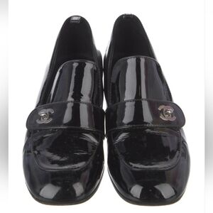 Chanel Black Patent Leather CC Turnlock Loafers Size 38